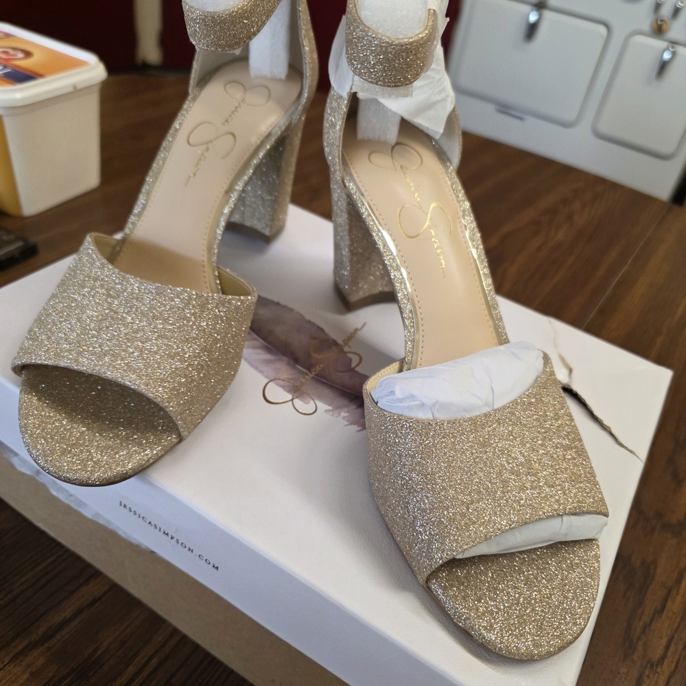 Jessica Simpson Sherron Champagne Glitter Block Heel Sandals Women's 9M NIB